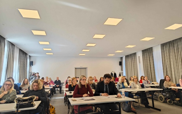 Za sve žene i djevojčice: PRAVA – PRAVDA – DJELOVANJE